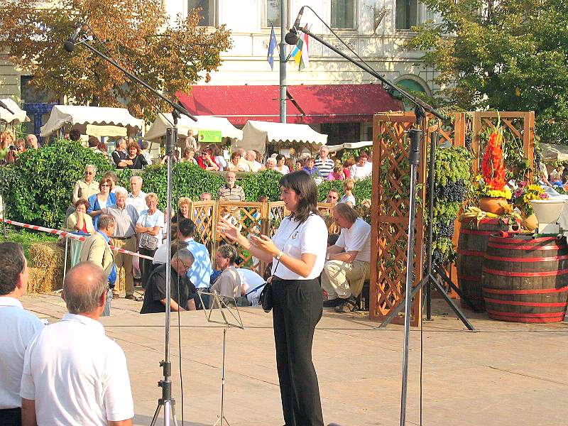09126 2005.09.25 pcs plaza Szchenyi concierto
