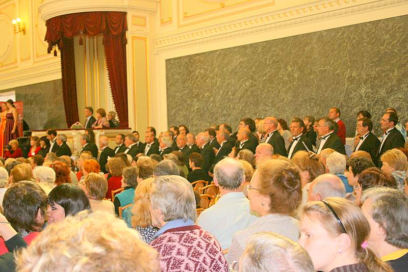 0091 2009.08.05 San Petersburgo 262 San Petersburgo Academia Estatal Kapella Himno clausura