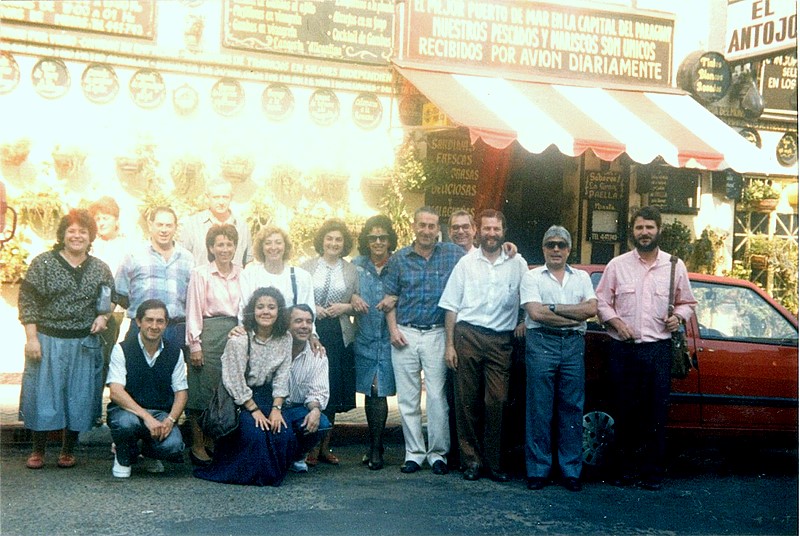 1988.08.06 paraguay Asuncin De paseo 4 A comer