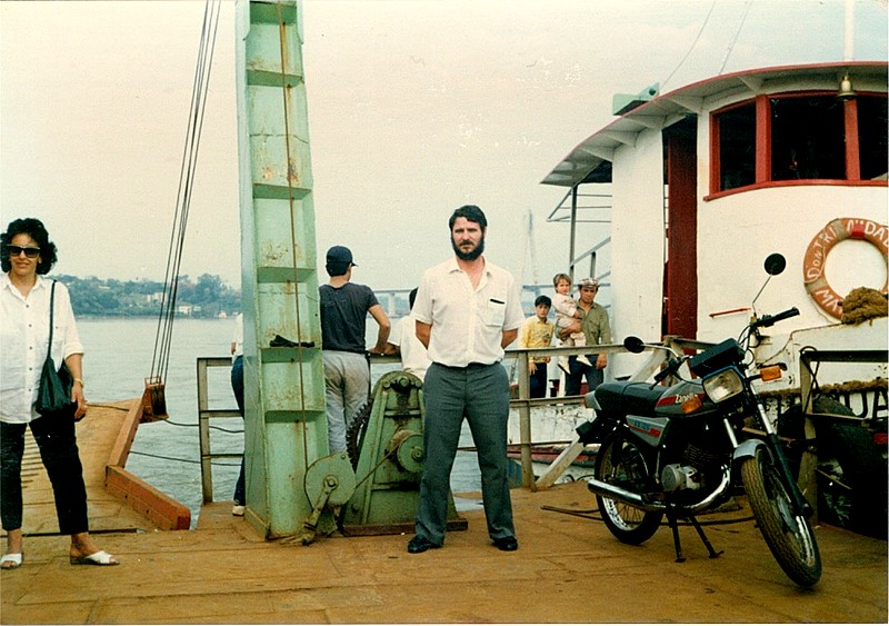 1988.08.07 paraguay Encarnacin Cruce del Paran 1